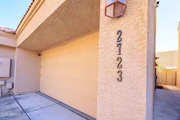 Phoenix, AZ 85032,2723 E SCHILIRO Circle