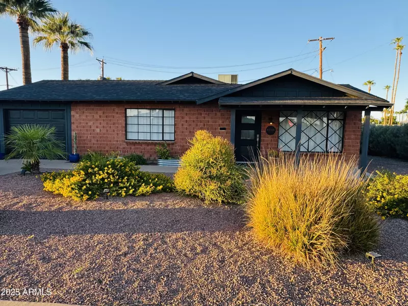 8348 E SELLS Drive, Scottsdale, AZ 85251