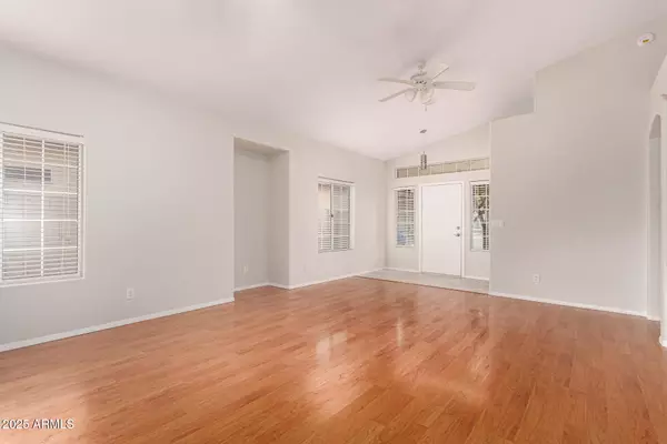 Phoenix, AZ 85032,2916 E NISBET Court