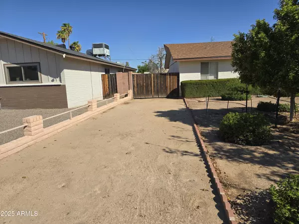 Phoenix, AZ 85051,4022 W GLENN Drive