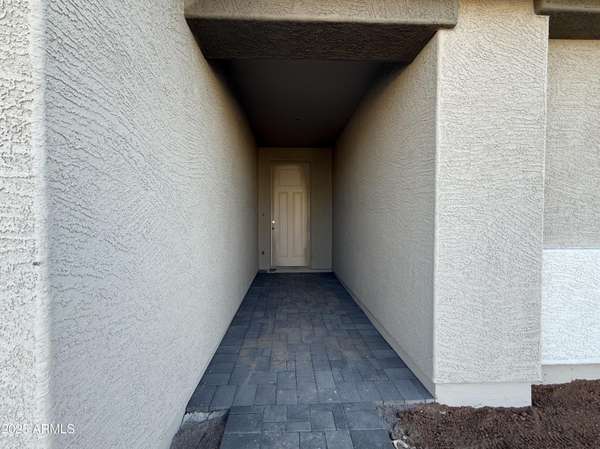 Tolleson, AZ 85353,9549 W TAMARISK Avenue