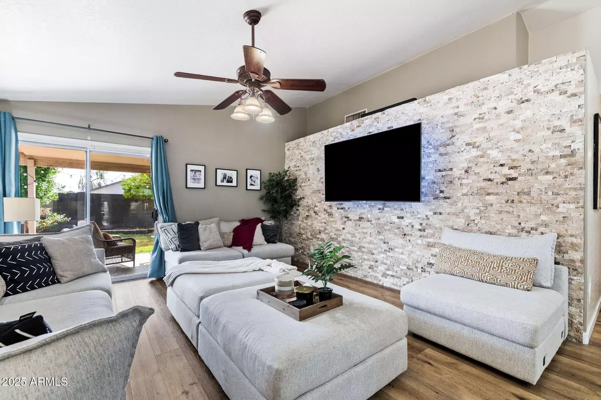 Mesa, AZ 85208,8525 E CAROL Avenue