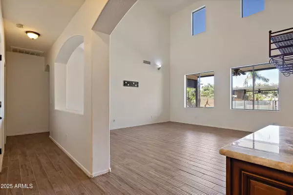 Waddell, AZ 85355,18250 W PURDUE Avenue