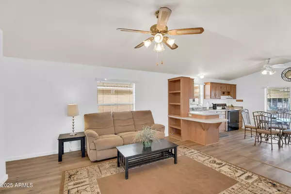 San Tan Valley, AZ 85140,747 E GERMANN Road #109