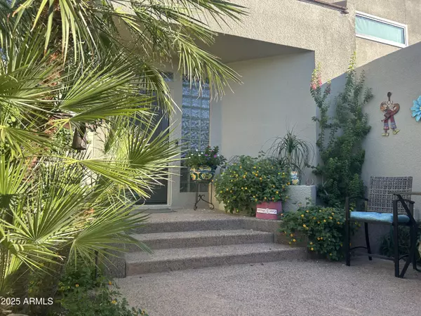 Scottsdale, AZ 85258,7760 E GAINEY RANCH Road #48