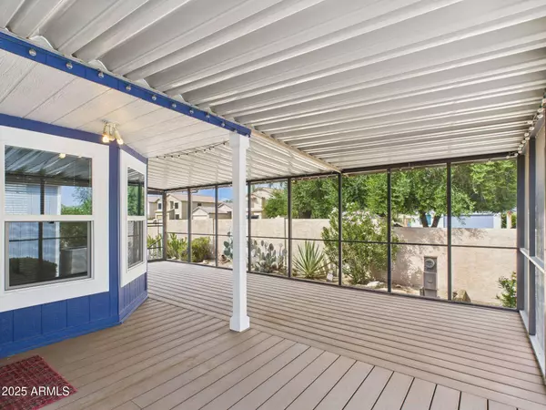 Phoenix, AZ 85024,2233 E BEHREND Drive #8