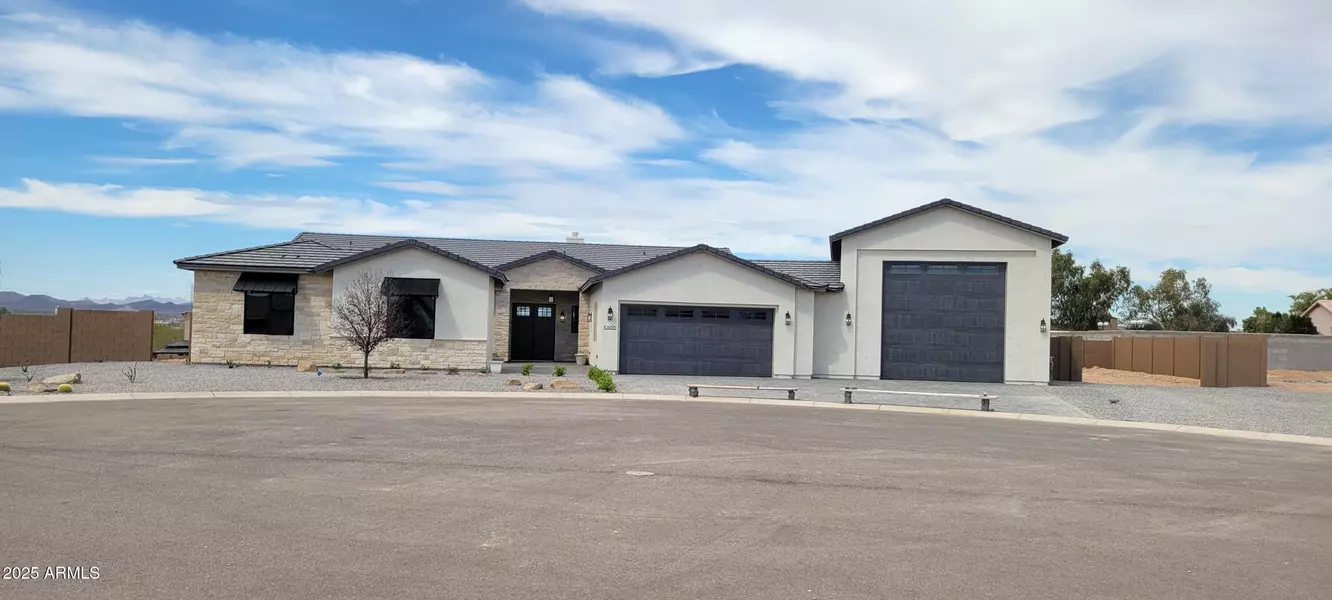 10423 W NAVIGATOR Lane, Peoria, AZ 85383
