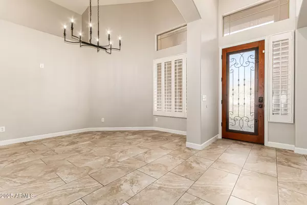 Chandler, AZ 85286,2351 W MAPLEWOOD Street