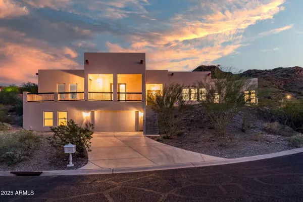 9219 N 16th Place, Phoenix, AZ 85020