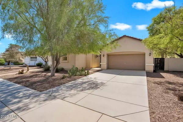Waddell, AZ 85355,18607 W CINNABAR Avenue