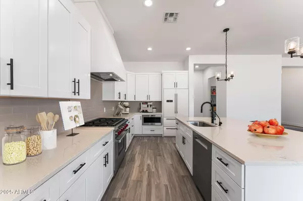 Surprise, AZ 85387,15333 W Pinnacle Vista Road