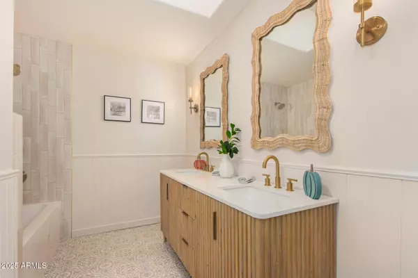 Glendale, AZ 85308,7722 W MICHIGAN Avenue