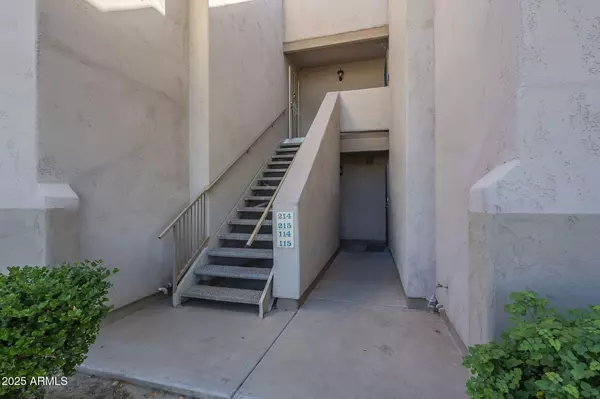 Phoenix, AZ 85015,5035 N 17TH Avenue #114
