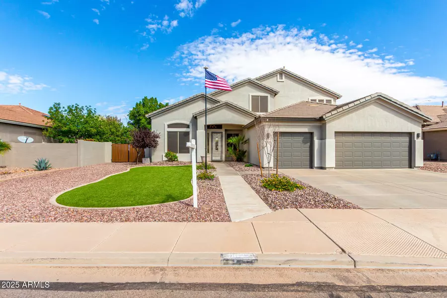 9822 E LOMPOC Avenue, Mesa, AZ 85209