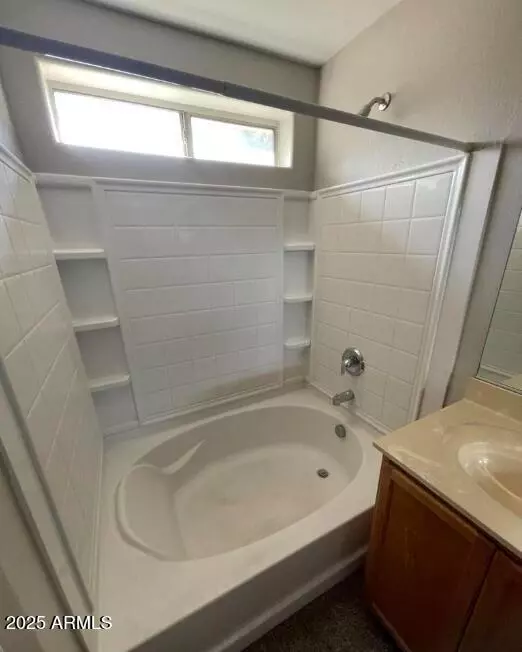 Phoenix, AZ 85043,7208 W WARNER Street
