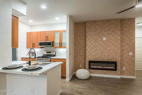 Phoenix, AZ 85054,6900 E PRINCESS Drive #1246
