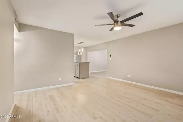 Phoenix, AZ 85035,4511 W PALM Lane