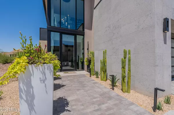 Scottsdale, AZ 85251,4934 N ASCENT Drive