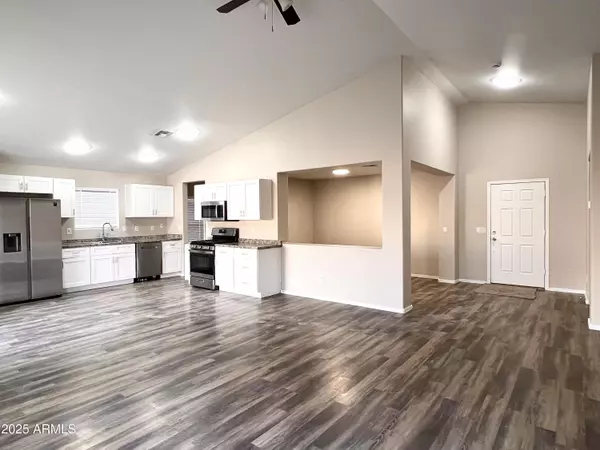 El Mirage, AZ 85335,12732 W COLUMBINE Drive