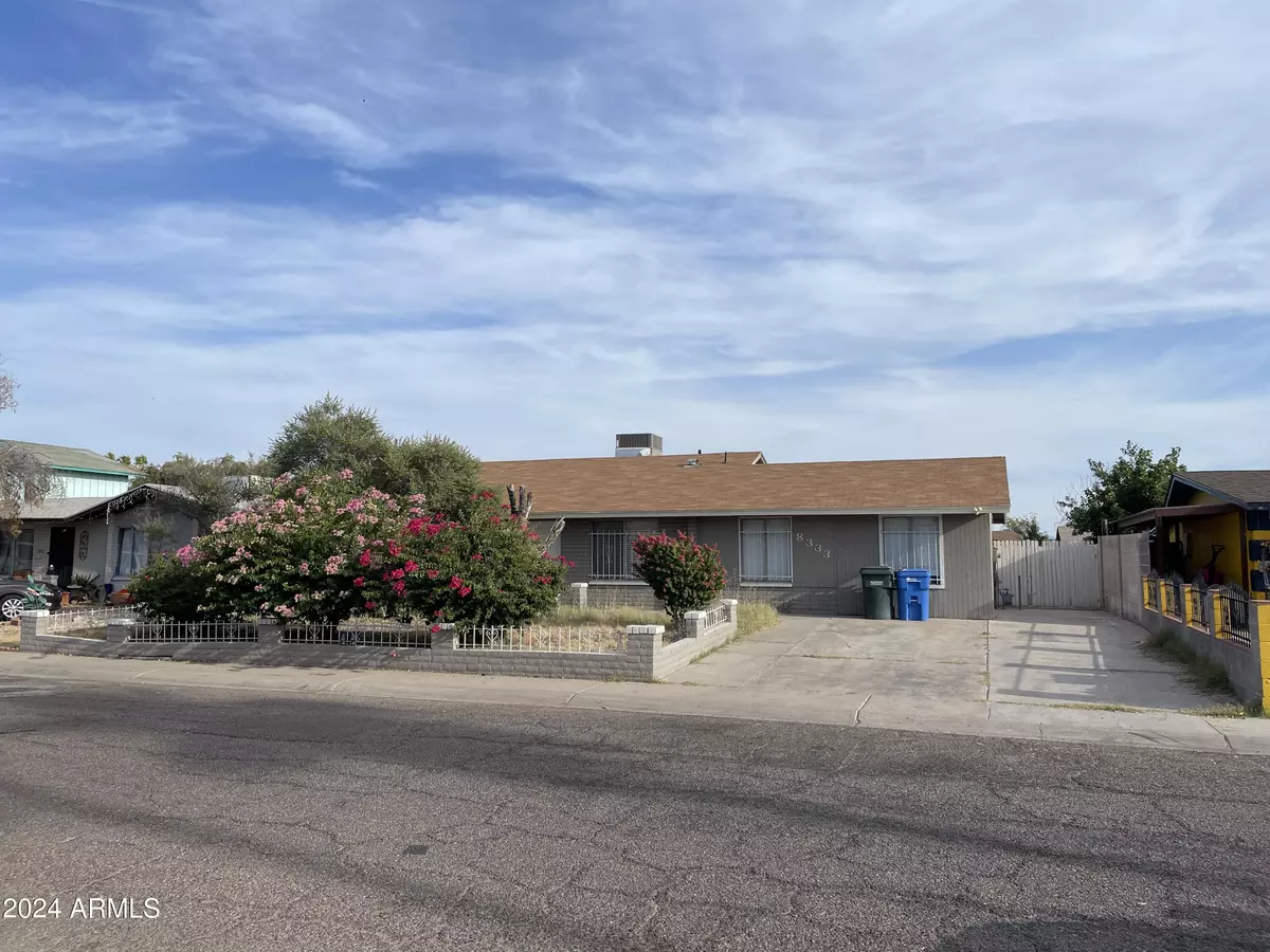 Phoenix, AZ 85037,8333 W ROMA Avenue
