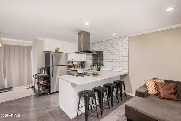 Phoenix, AZ 85016,6240 N 16TH Street #46