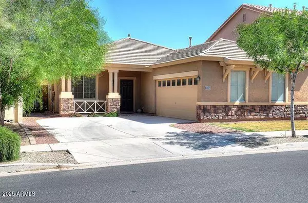 4504 E FRANKLIN Avenue, Gilbert, AZ 85295
