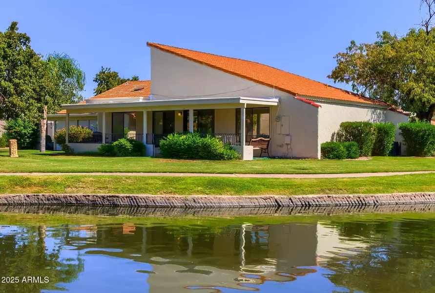 397 LEISURE WORLD --, Mesa, AZ 85206