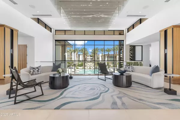 Paradise Valley, AZ 85253,6587 N PALMERAIE Boulevard #2041