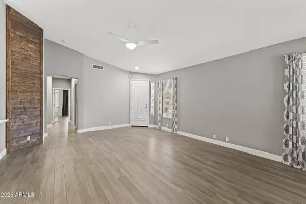 Chandler, AZ 85225,2660 E Hulet Drive