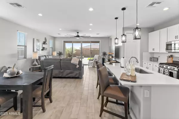 Surprise, AZ 85387,17745 W RUNNING DEER Trail