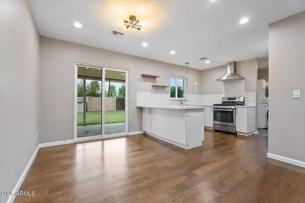 Phoenix, AZ 85016,1831 E MARSHALL Avenue
