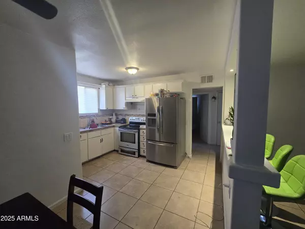 Phoenix, AZ 85013,3845 N 15th Avenue