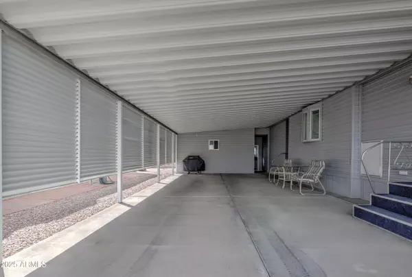 Mesa, AZ 85206,111 S GREENFIELD Road #724