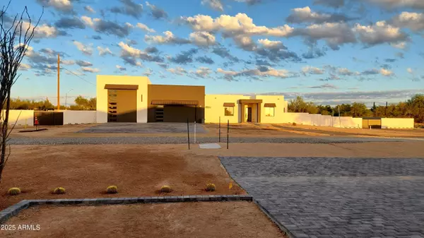 5713 E LONE MOUNTAIN Road, Cave Creek, AZ 85331