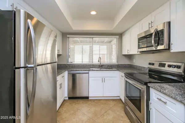 Tempe, AZ 85282,1712 E MANHATTON Drive