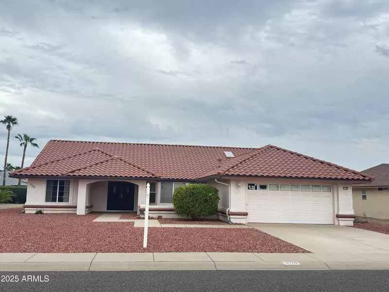 13709 W WHITEWOOD Drive, Sun City West, AZ 85375