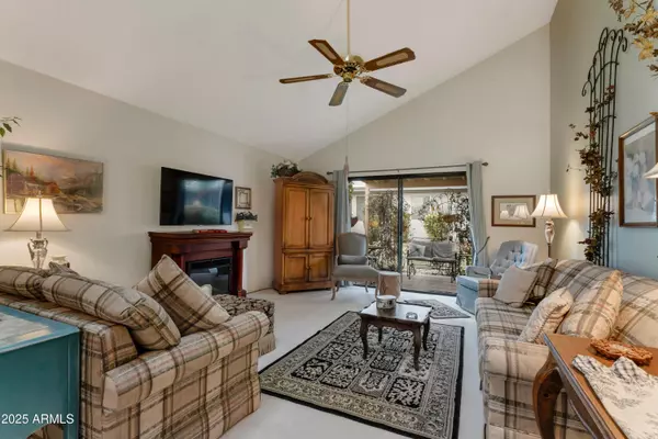 Mesa, AZ 85206,212 LEISURE WORLD --