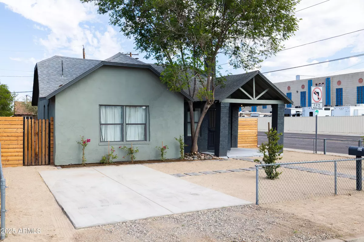 Phoenix, AZ 85009,1902 W GRANADA Road