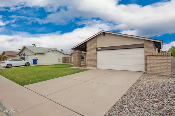 Chandler, AZ 85225,711 W STRAFORD Drive