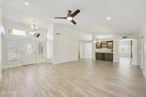 Scottsdale, AZ 85258,9230 N 104TH Place