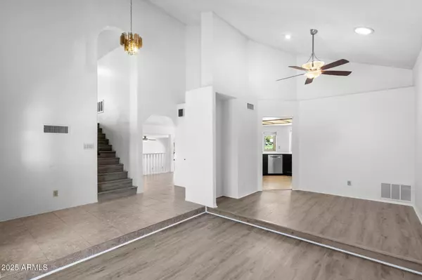 Mesa, AZ 85203,1663 N DORAN --