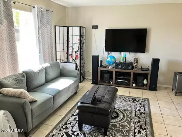 Phoenix, AZ 85017,2607 W COOLIDGE Street