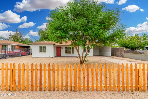 6236 W MARYLAND Avenue, Glendale, AZ 85301