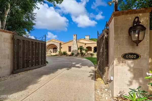 Paradise Valley, AZ 85253,6402 E CHAPARRAL Road