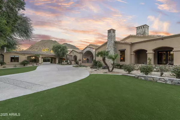 Paradise Valley, AZ 85253,6402 E CHAPARRAL Road