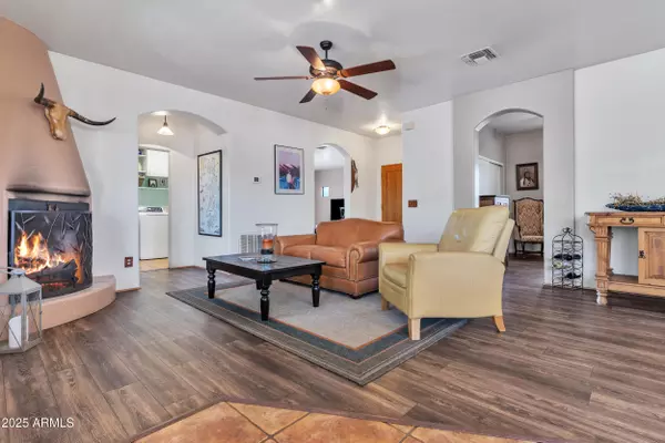 Apache Junction, AZ 85119,613 S VAL VISTA Road