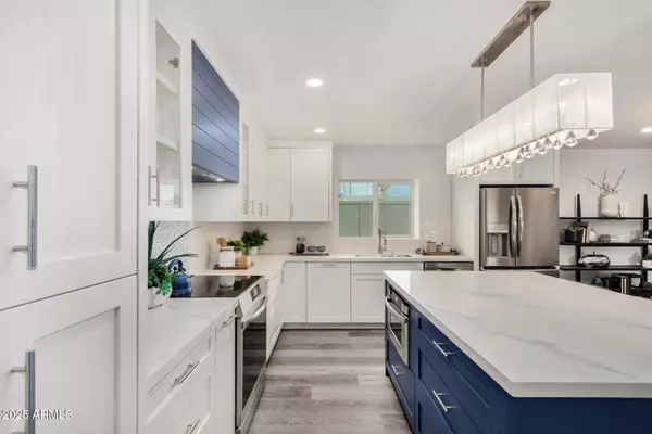 Scottsdale, AZ 85254,5212 E GELDING Drive