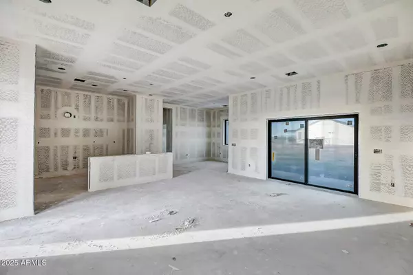 Wittmann, AZ 85361,27406 N 255th Lane