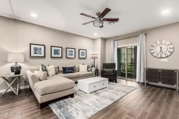 Phoenix, AZ 85085,2150 W ALAMEDA Road #1098