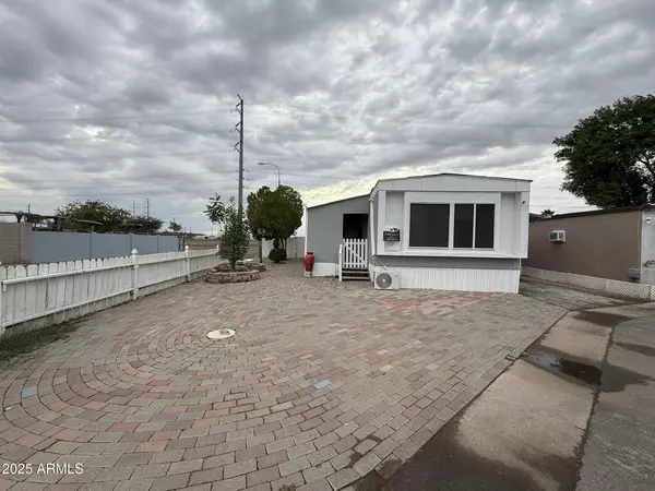 Glendale, AZ 85301,8595 N 71St Avenue #111